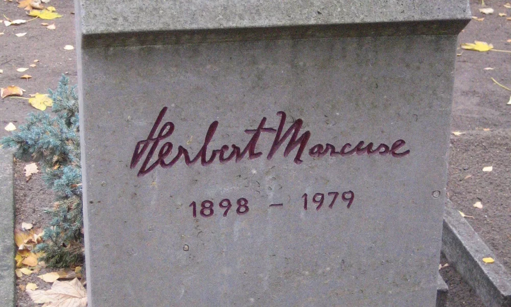 Marcuse's grave, cultural marxism, hoax, conspiracy theory new right
