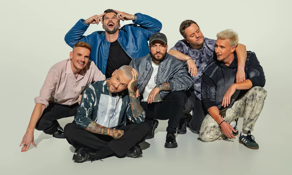 All band members of Electric Callboy