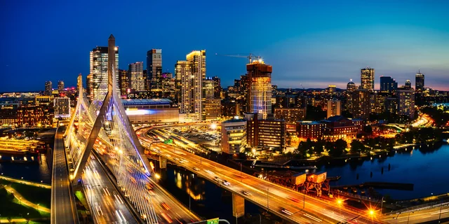 massachusetts, ella, linguistic landscape, vietnamees