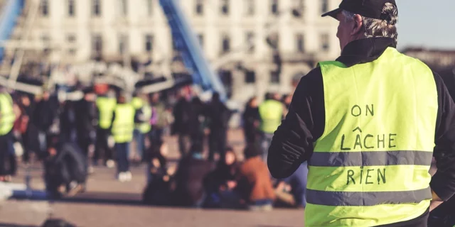 yellow veste, france, tawain, revolt, 